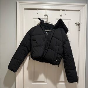 Cropped Black Puffer Jacket (Small)